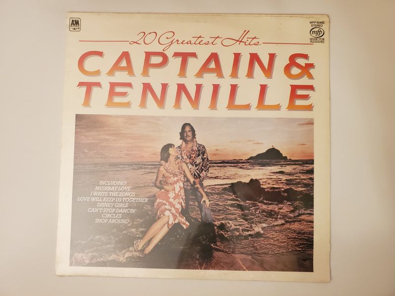 Captain & Tennille 20 Greatest Hits vinyl record
